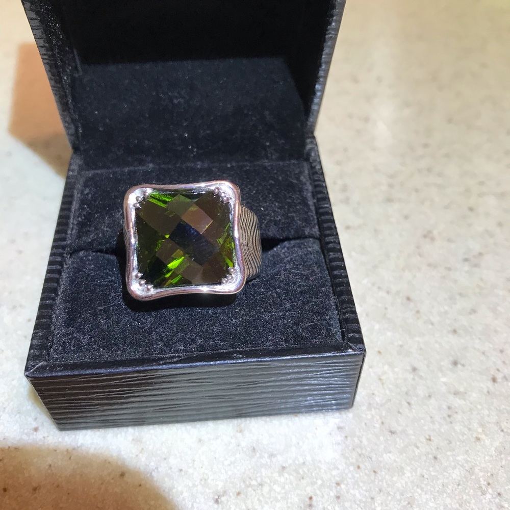 Ring